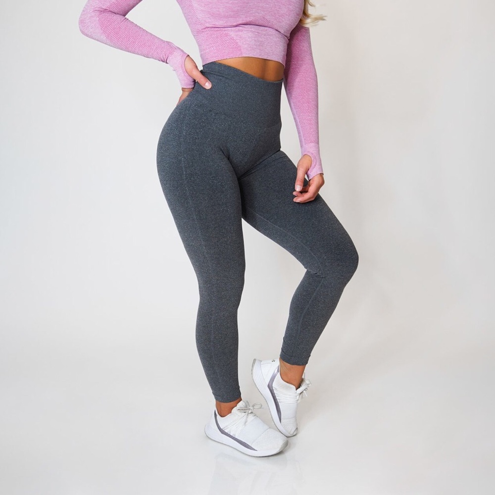 Nvgtn Black speckled contour leggings